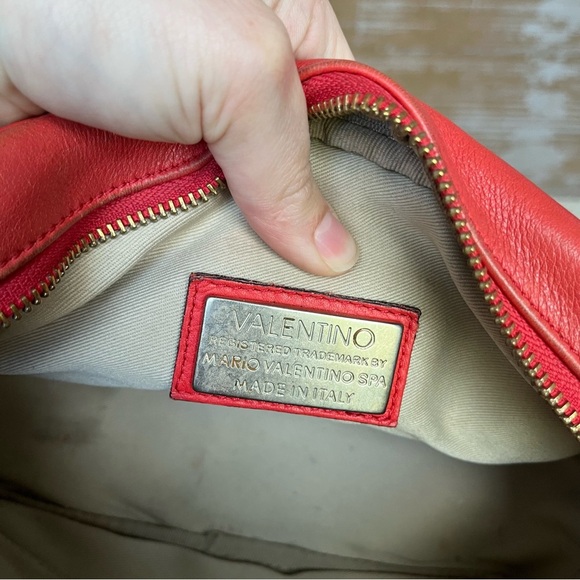 Valentino Signature Mia Crossbody Purse Poppy Red Preppy Classy Summer Tassel - Picture 11 of 15